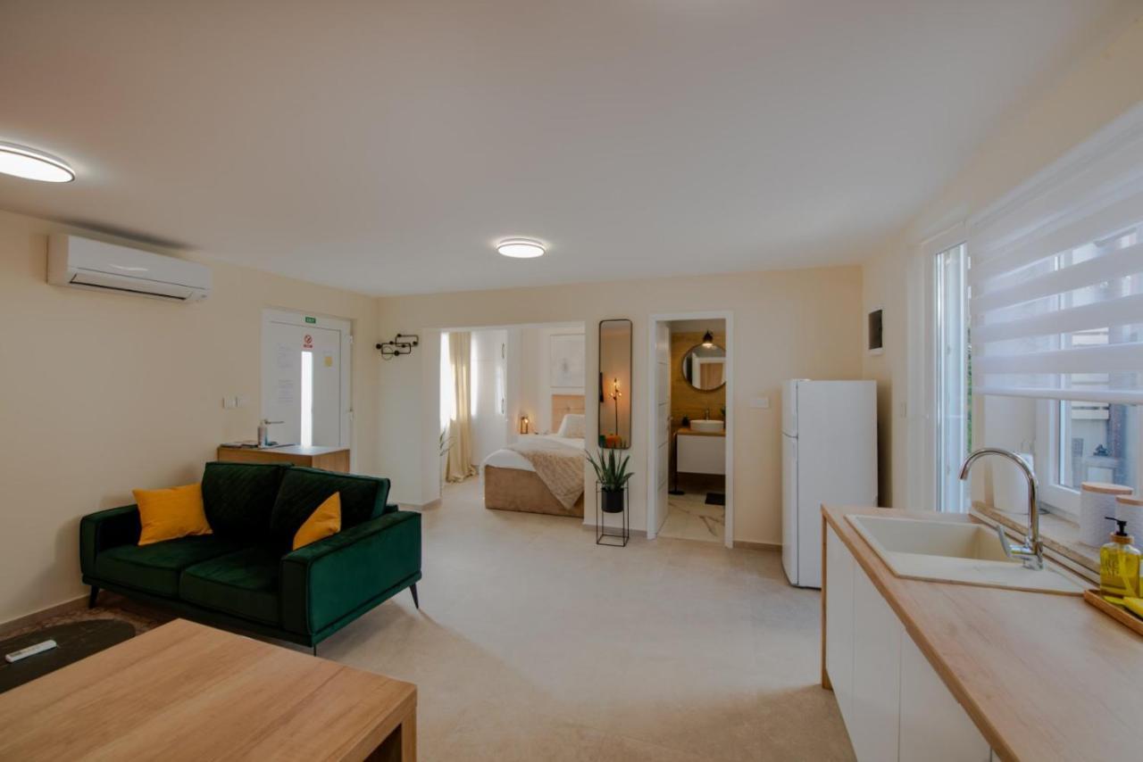 Studio Apartment Mare With Private Garden And Jacuzzi Vinkuran Dış mekan fotoğraf