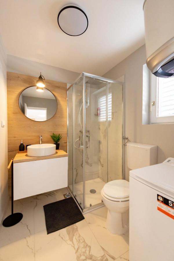 Studio Apartment Mare With Private Garden And Jacuzzi Vinkuran Dış mekan fotoğraf